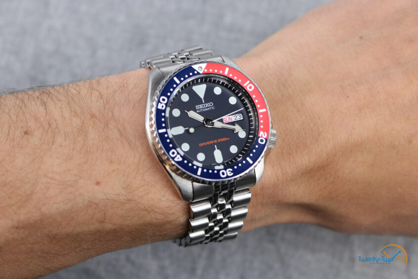 Seiko SKX009K2 Automatic Divers Watch